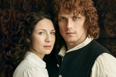 outlander-claire-jamie.png